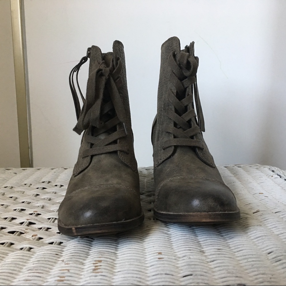Green boots